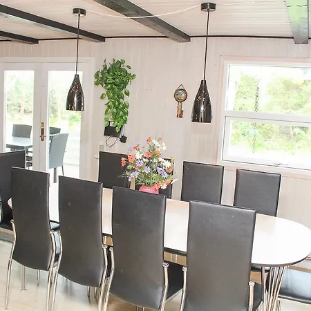 Five-bedroom Holiday In * Hals