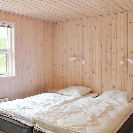Five-bedroom Holiday In * Hals