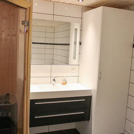 Five-bedroom Holiday In * Hals